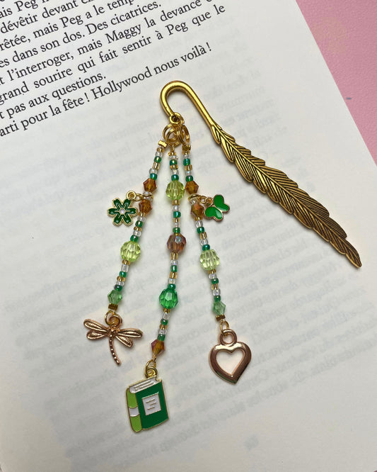 📖💚🧚🏼‍♂️