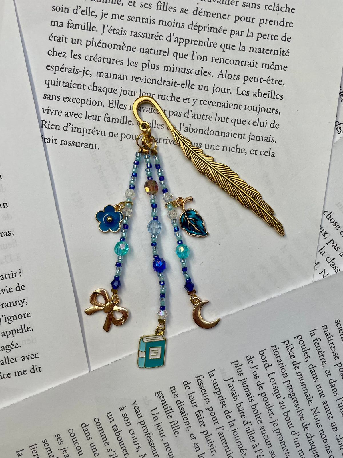 📖🩵🌙